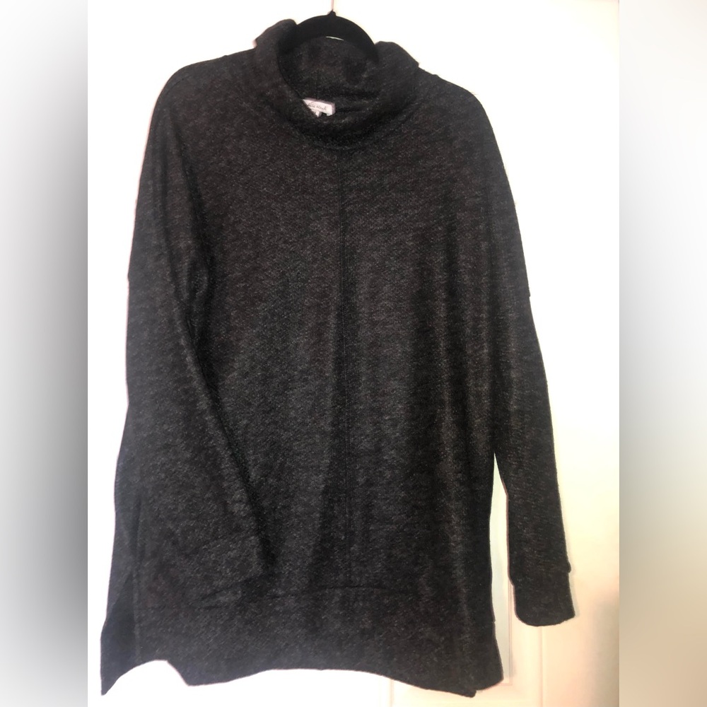 NWOT boutique WHITE BIRCH brand tunic style sweater dark gray top size 2x plus